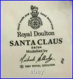RARE! Royal Doulton SANTA CLAUS Toby Character Jug D6794 with Holly Wreath Handle