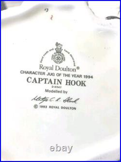 ROYAL DOULTON'CAPTAIN HOOK' LARGE CHARACTER Of The Year JUG D6947 1994