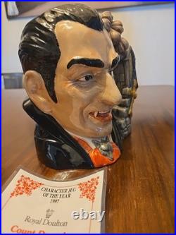 ROYAL DOULTON JUG COUNT DRACULA D 7053. Fantastic condition. Ships safely