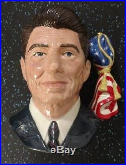ROYAL DOULTON JUG Ronald Reagan D6718 Large Character Jug #938