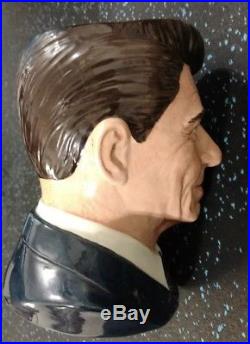 ROYAL DOULTON JUG Ronald Reagan D6718 Large Character Jug #938