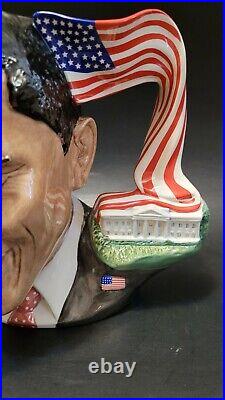 ROYAL DOULTON jug President Barak Obama. D7300. 7 3/4. Character jug of 2011