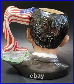 ROYAL DOULTON jug President Barak Obama. D7300. 7 3/4. Character jug of 2011