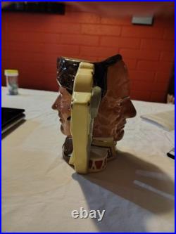 Royal Daulton Character Jug Large D6729 The Battle of the Alamo Davey Crockett/