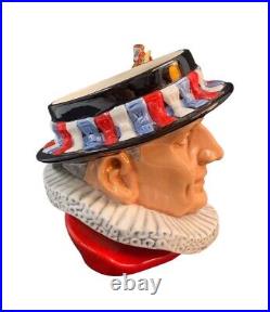 Royal Doulton Beefeater Character Jug of the Year 2010 D7299