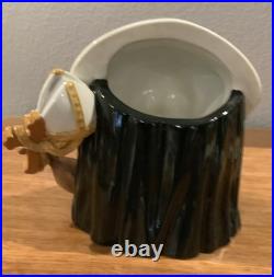 Royal Doulton Character Jug Queen Mary I D7188 Large Jug of the Year 2004 COA