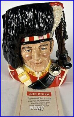 Royal Doulton Character Jug THE PIPER D6918 (with COA)