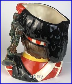 Royal Doulton Character Jug THE PIPER D6918 (with COA)