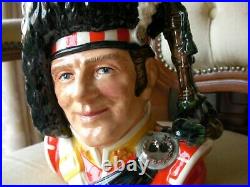 Royal Doulton Character Toby Jug D6198 The Highland Piper Limited Edition MINT