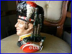 Royal Doulton Character Toby Jug D6198 The Highland Piper Limited Edition MINT