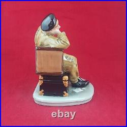 Royal Doulton Figurine HN4418 The Railway Sleeper 6739 RD