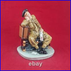 Royal Doulton Figurine HN4418 The Railway Sleeper 6739 RD