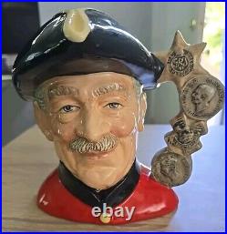 Royal Doulton Large Character Toby Jug Chelsea Pensioner D6817 issued 1988