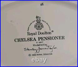 Royal Doulton Large Character Toby Jug Chelsea Pensioner D6817 issued 1988