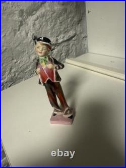 Royal Doulton Pearly Boy HN2035 & Pearly Girl HN2036 Figurines England NEW Royal Doulton Pearly Boy HN2035 & Pearly Girl HN2036 Figurines England NEW