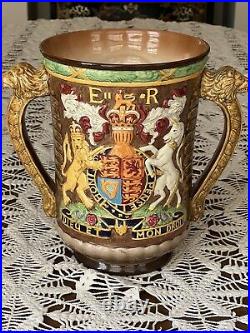 Royal Doulton Queen Elizabeth II Silver Jubilee Loving Cup Ltd Ed. #131/250