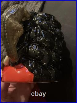 Royal Doulton Toby Jug D6947 CAPTAIN HOOK 1994 Character Jug of the Year 6 1/2