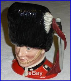 The Guardsman Royal Doulton LARGE Character Toby Jug D6755 EXCELLENT GIFT