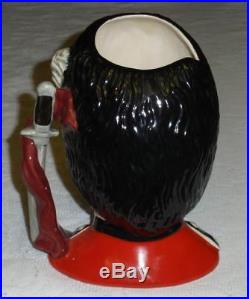 The Guardsman Royal Doulton LARGE Character Toby Jug D6755 EXCELLENT GIFT