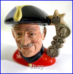 VTG Royal Doulton Chelsea Pensioner D6832 Ltd Ed 66/250 Large Jug Charity DS69