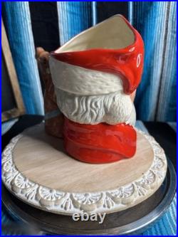 Vintage Royal Doulton Santa Claus w Reindeer D6675 1982 Large 7 Tall
